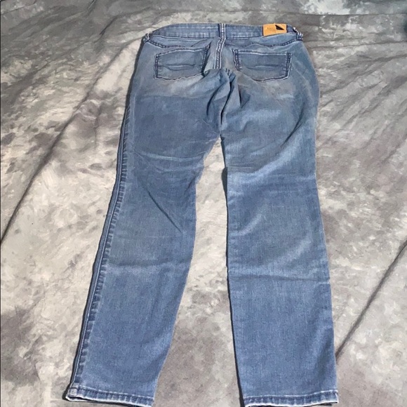 Abercrombie & Fitch Distressed + Worn Jeans - Picture 15 of 16